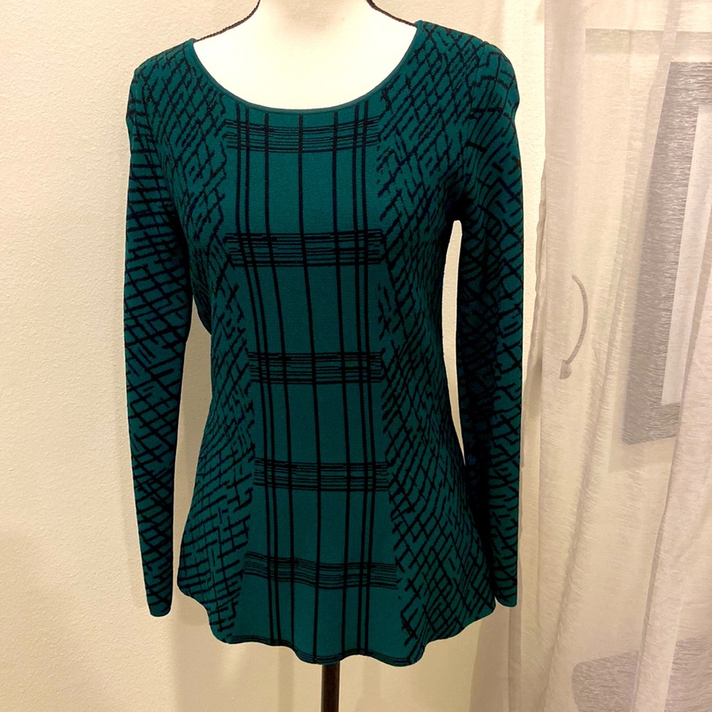 Green and black fit and flare sweater